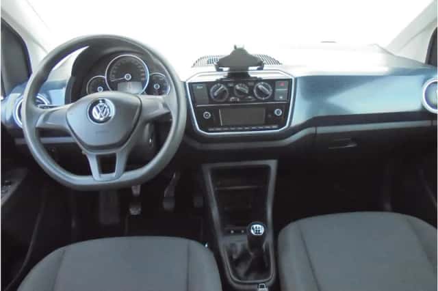 Volkswagen Up! (2019) thumbnail 15