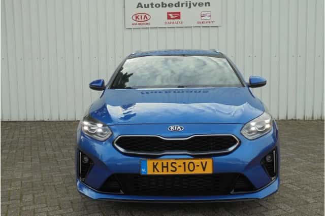 Kia Ceed (2021) thumbnail 2