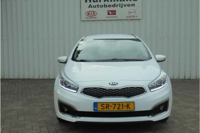 Kia Cee (2018) thumbnail 2