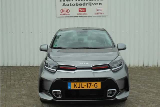 Kia Picanto (2024) thumbnail 2
