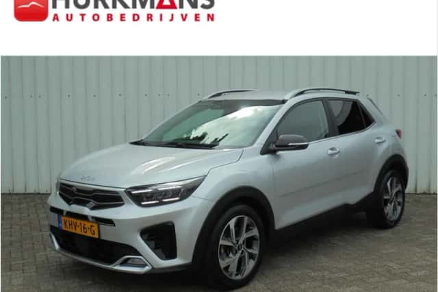 Kia Stonic (2023) thumbnail 1