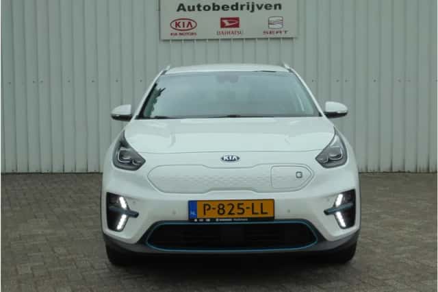 Kia Niro EV (2020) thumbnail 2