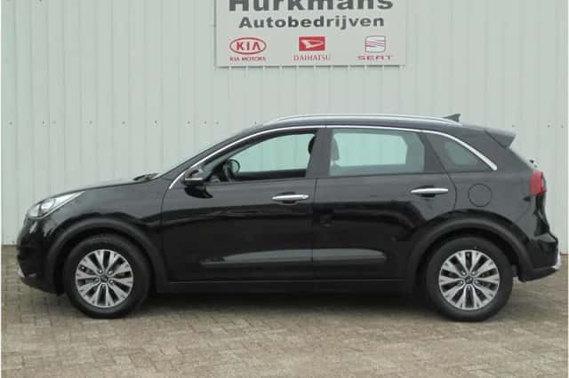 Kia Niro (2017) thumbnail 4