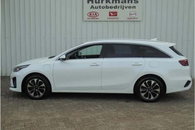 Kia Ceed (2021) thumbnail 5