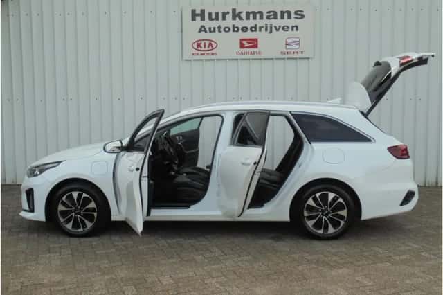 Kia Ceed (2021) thumbnail 6