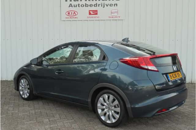 Honda Civic (2013) thumbnail 6