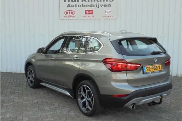 BMW X1 (2018) thumbnail 6