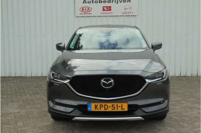 Mazda CX-5 (2021) thumbnail 2