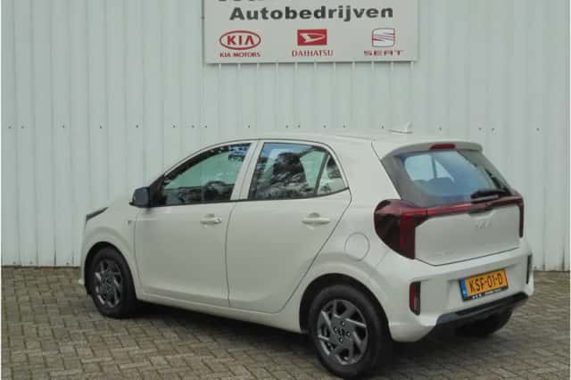 Kia Picanto (2025) thumbnail 6