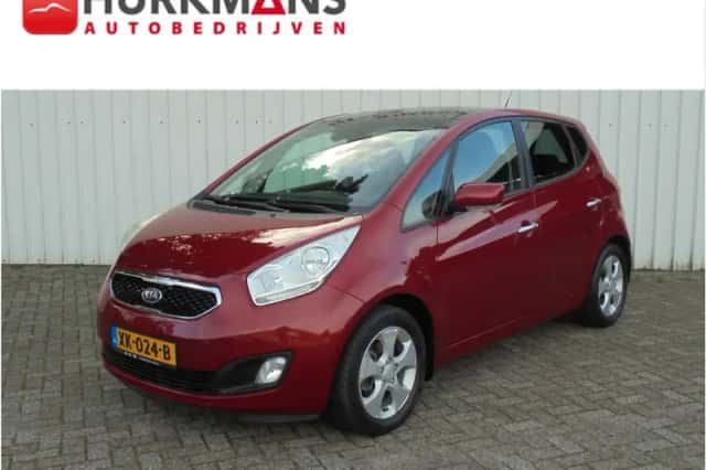Kia Venga (2012) thumbnail 1