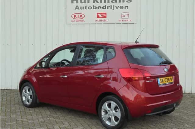 Kia Venga (2012) thumbnail 6