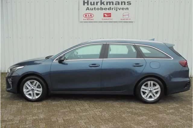 Kia Ceed (2019) thumbnail 4