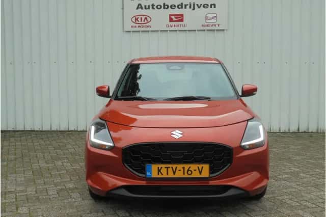 Suzuki Swift (2026) thumbnail 2