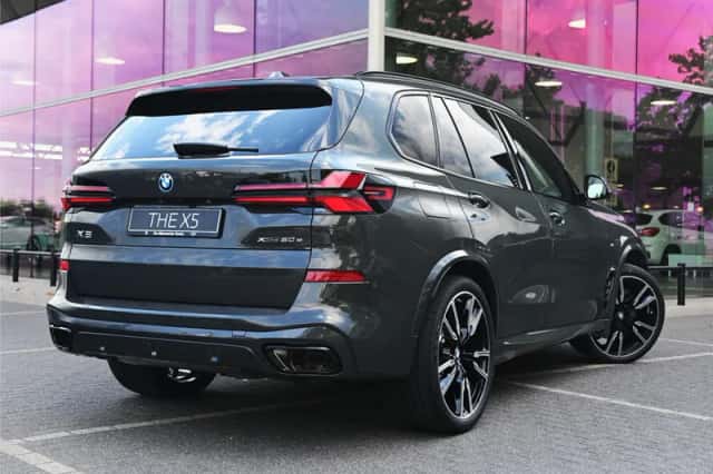 BMW X5 (2026) thumbnail 2