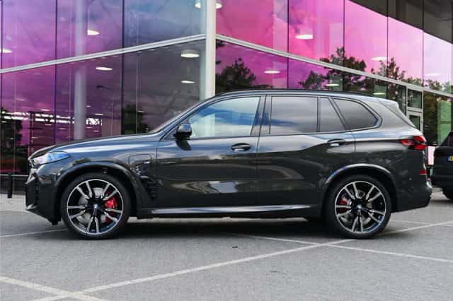 BMW X5 (2026) thumbnail 5