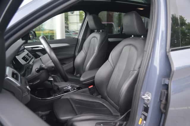 BMW X1 (2021) thumbnail 5
