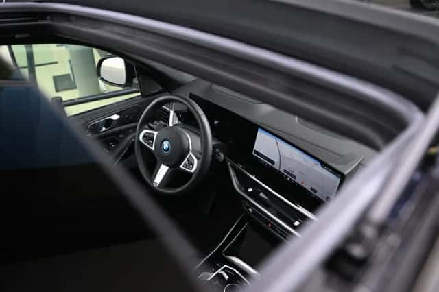 BMW X5 (2026) thumbnail 6
