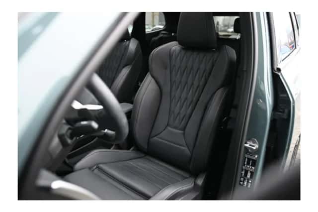 BMW X1 (2024) thumbnail 4