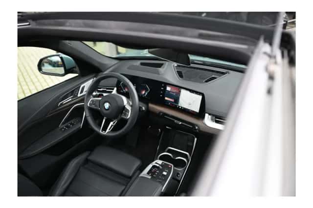 BMW X1 (2024) thumbnail 6