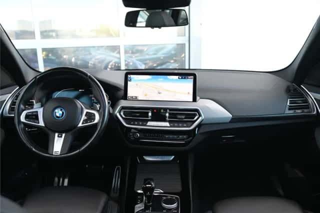 BMW X3 (2022) thumbnail 4