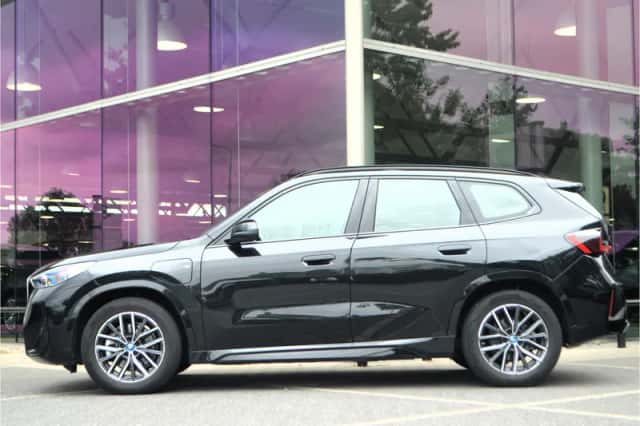 BMW X1 (2025) thumbnail 2