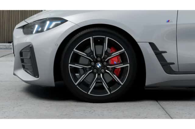 BMW i4 (2026) thumbnail 6