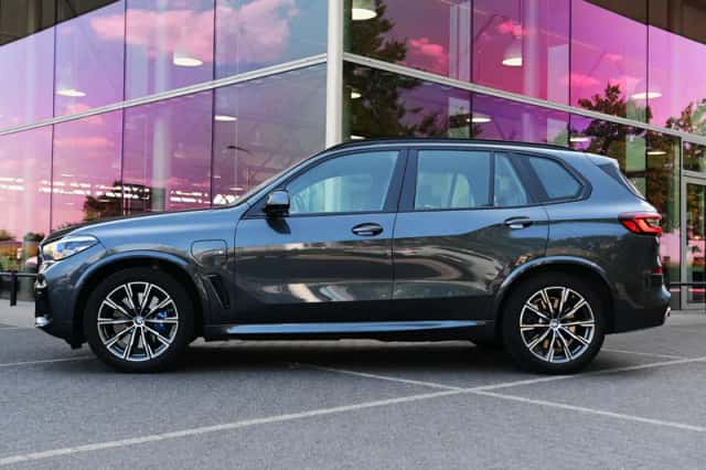 BMW X5 (2021) thumbnail 5