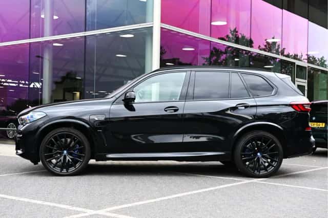 BMW X5 (2022) thumbnail 5