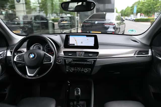 BMW X1 (2019) thumbnail 4