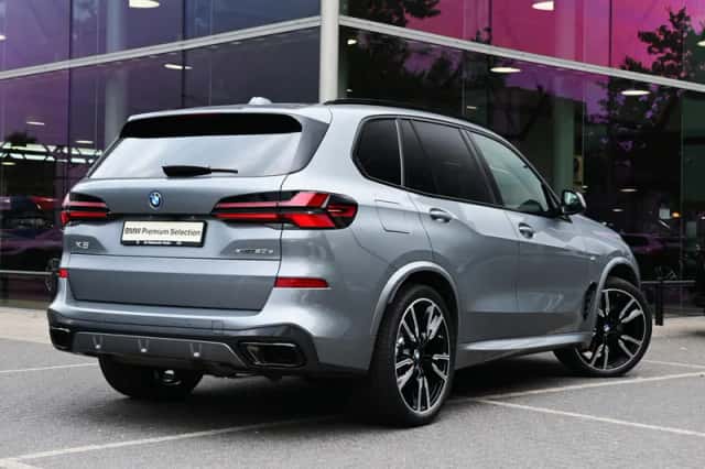 BMW X5 (2026) thumbnail 2