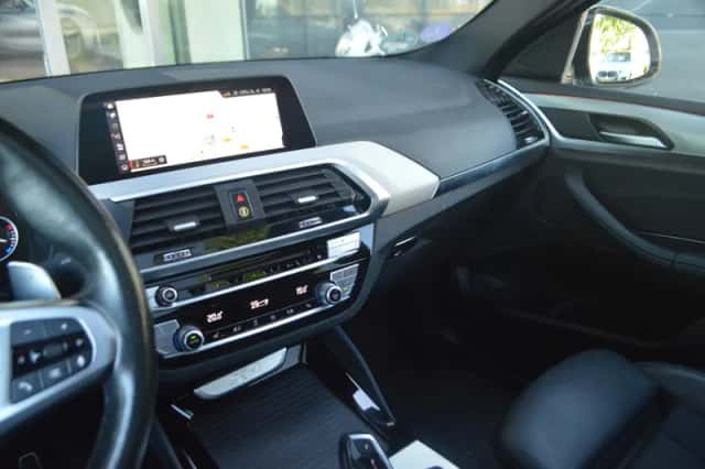 BMW X4 (2019) thumbnail 5
