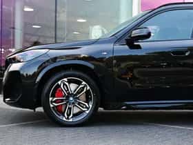 BMW iX1 thumbnail 7