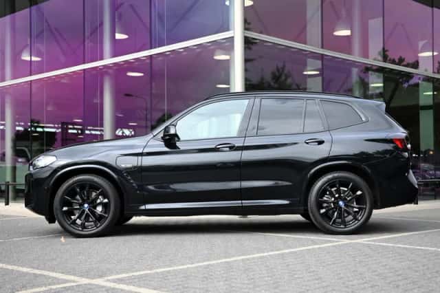 BMW X3 (2022) thumbnail 5