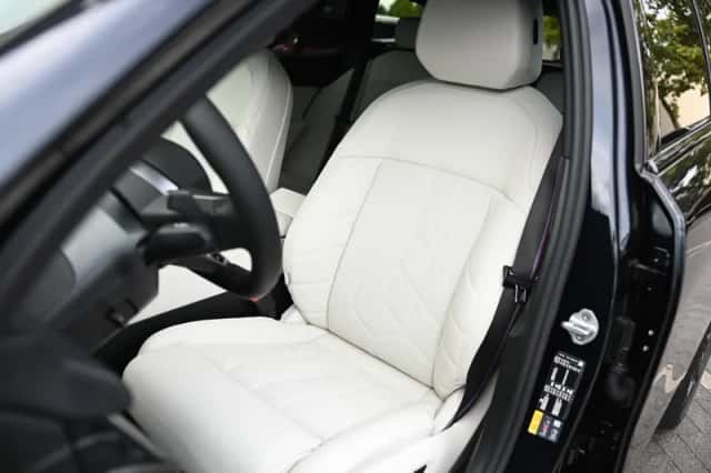 BMW i5 (2026) thumbnail 4