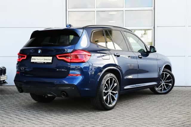 BMW X3 (2021) thumbnail 2