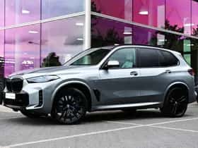 BMW X5 (2025)