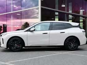 BMW iX (2026) thumbnail 5
