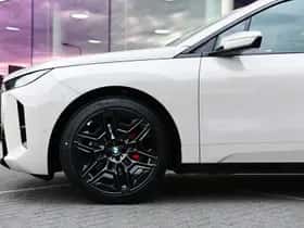 BMW iX (2026) thumbnail 6