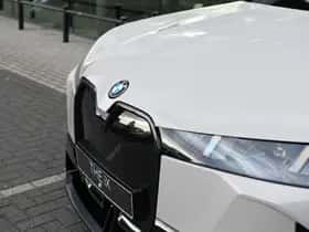 BMW iX (2026) thumbnail 8