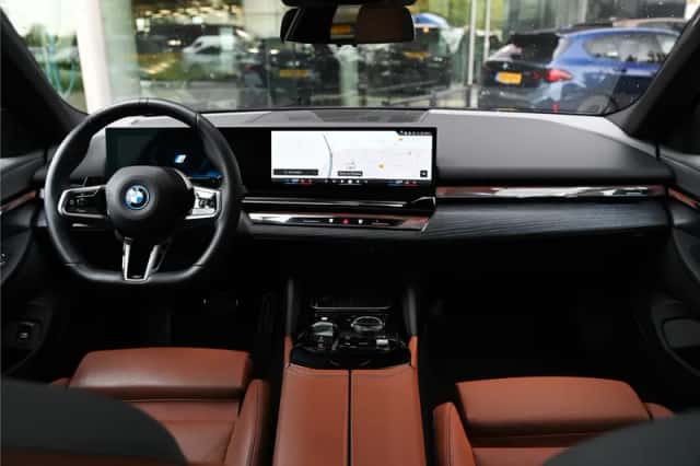 BMW 5-Serie (2025) thumbnail 4