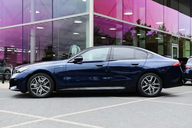 BMW 5-Serie (2025) thumbnail 5
