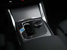 BMW i4 (2026) thumbnail 15