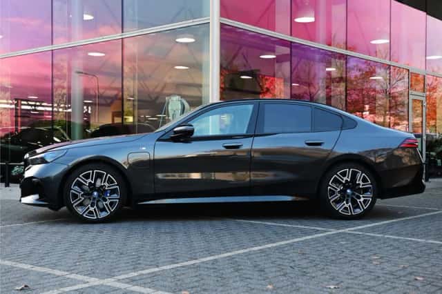 BMW 5-Serie (2025) thumbnail 5