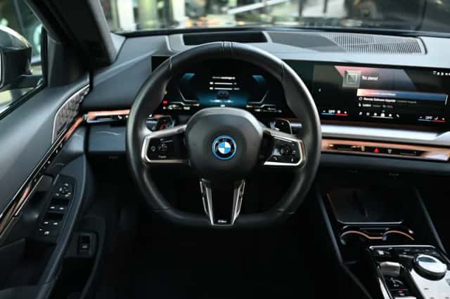 BMW 5-Serie (2025) thumbnail 6