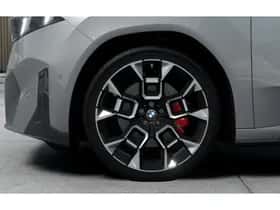 BMW iX3 (2026) thumbnail 6