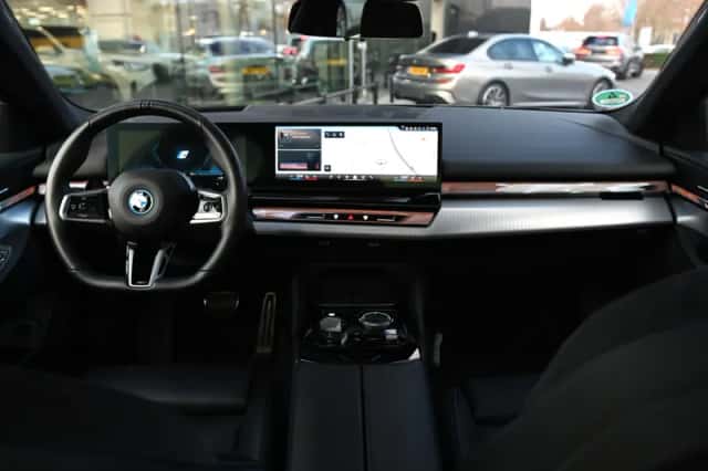 BMW 5-Serie (2025) thumbnail 3