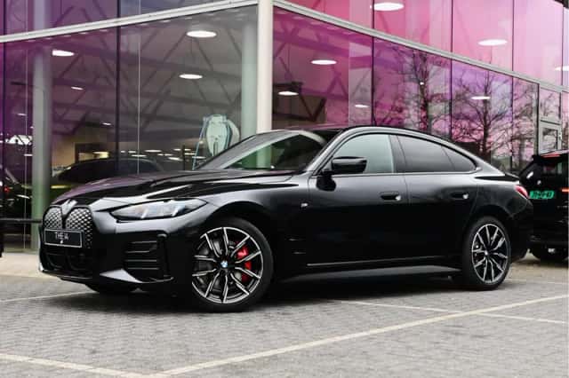 BMW i4 (2026) thumbnail 1