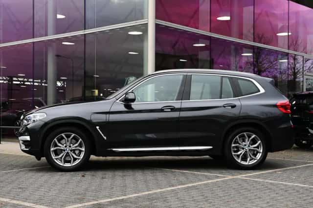 BMW X3 (2020) thumbnail 5