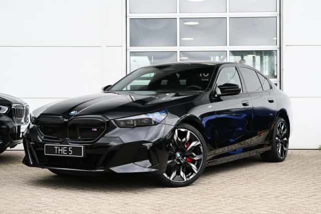 BMW i5 (2026) thumbnail 1
