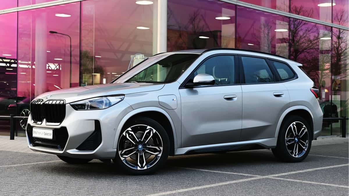 BMW X1 (2023) — foto 1
